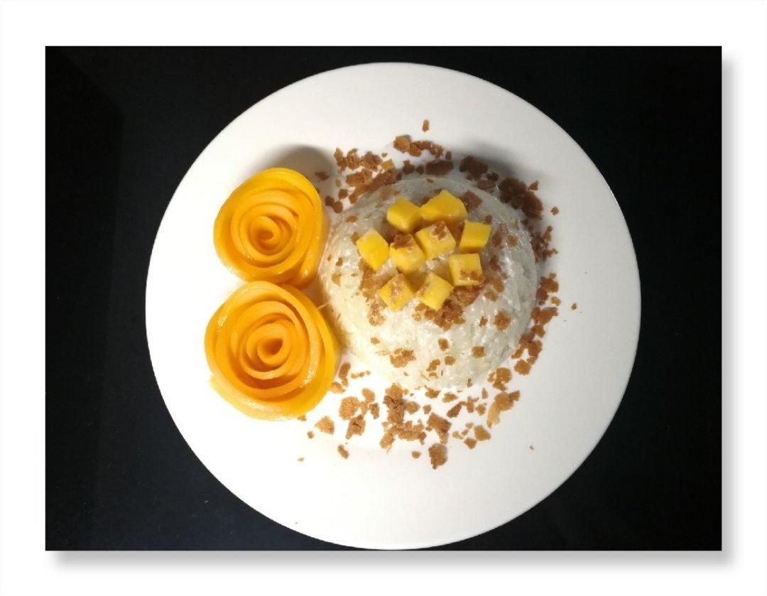 椰浆芒果糯米饭（附芒果玫瑰花做法）