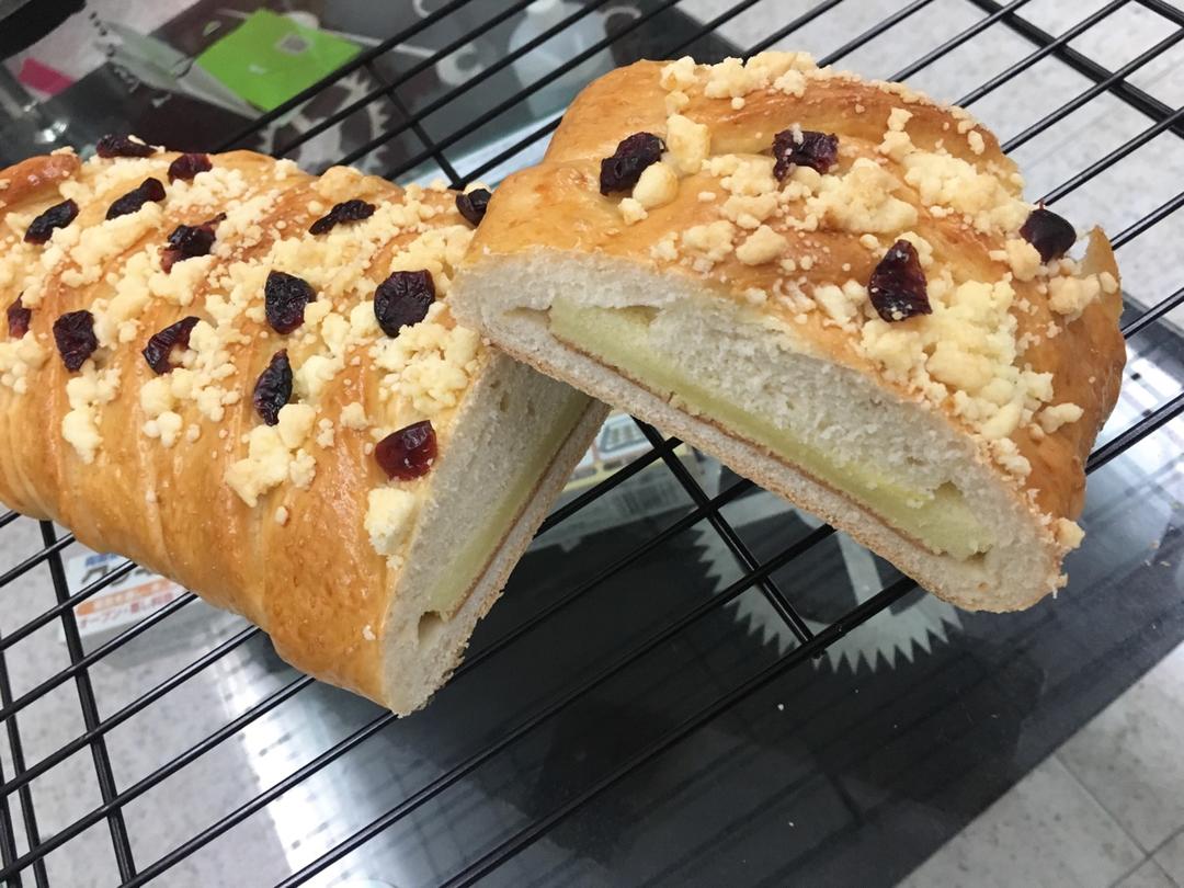 小西小小西做的蛋糕夹心面包