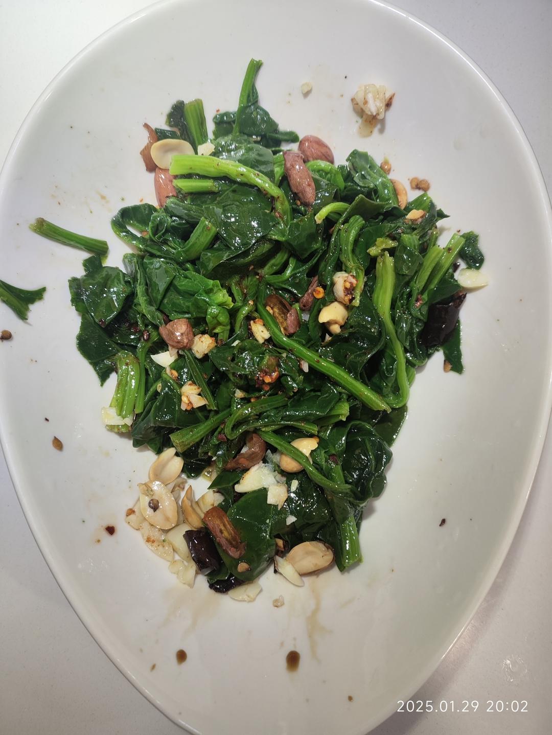 凉拌菠菜(家传秘方)