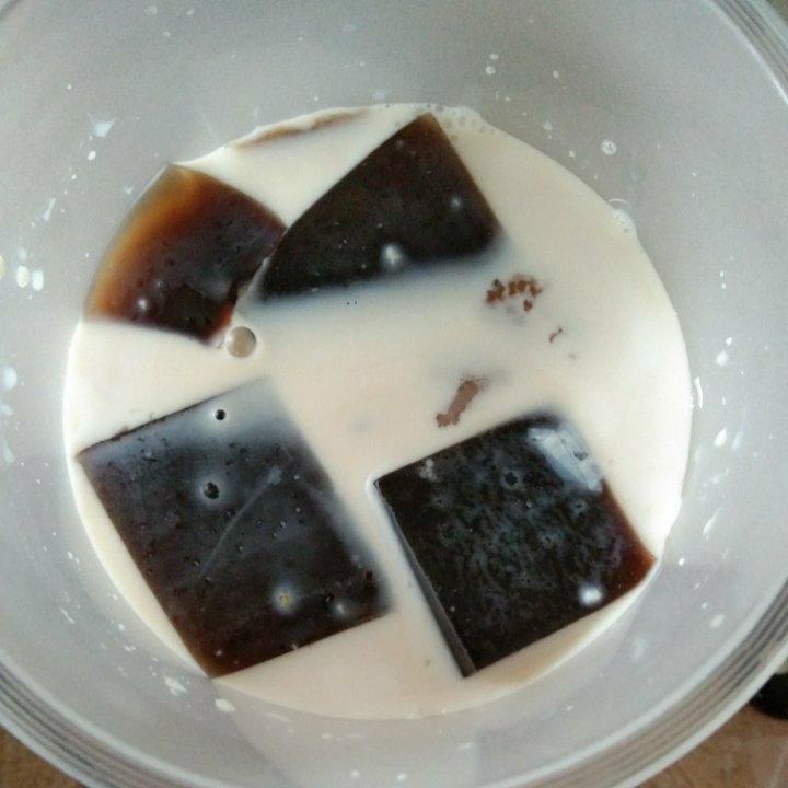 黑凉粉