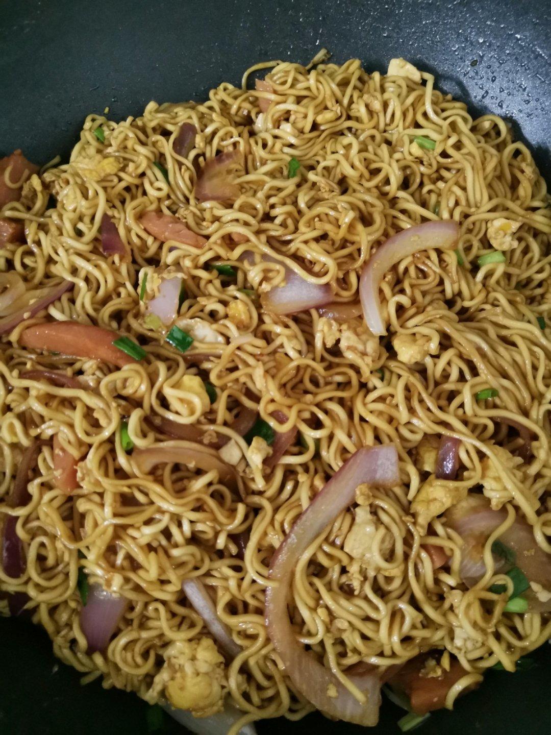 想妈的豉油王炒面