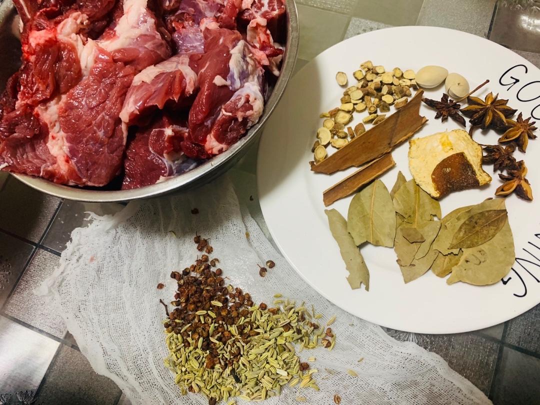 卤牛肉