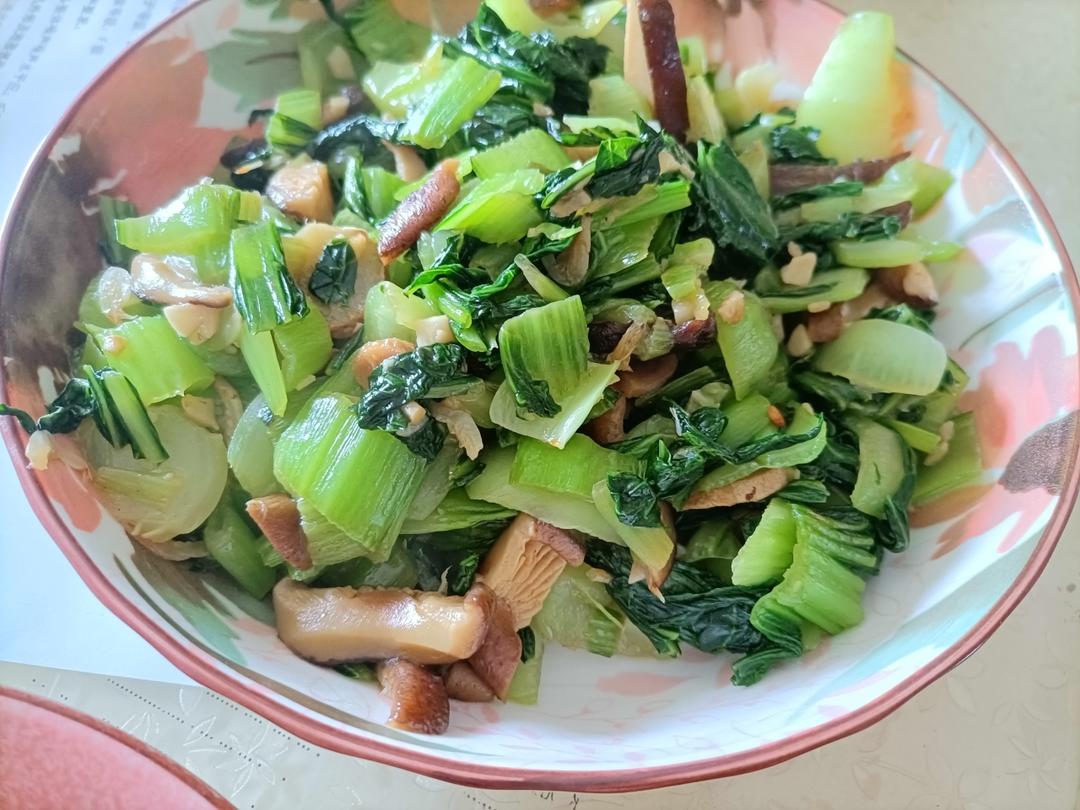 香菇油菜（简单快手）
