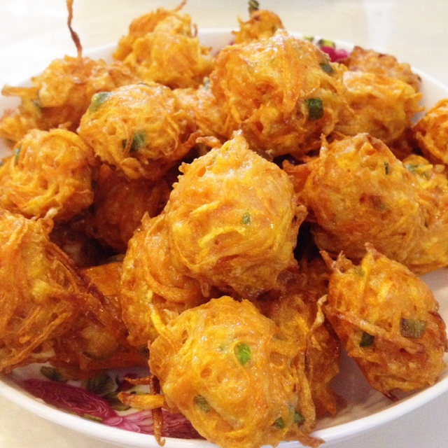 文艺晓_晓儿做的炸胡萝卜丸子