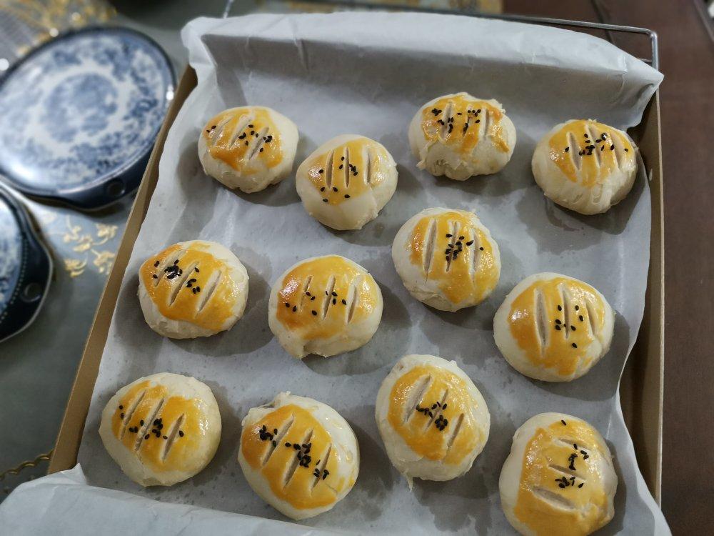 好吃到爆的奶黄酥