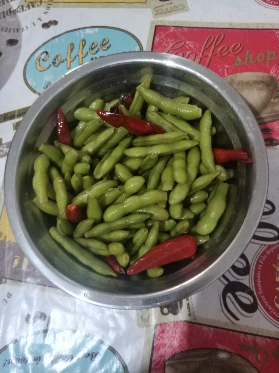 厨师长教你一道小吃：“盐水毛豆”的家常做法，好吃的停不下来