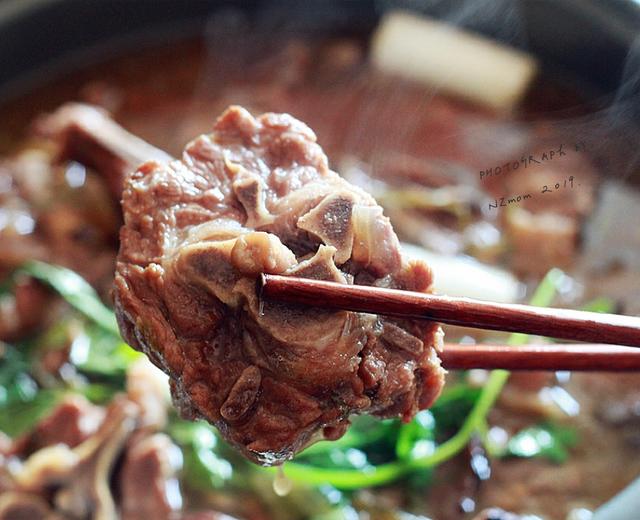 红焖羊蝎子火锅的做法