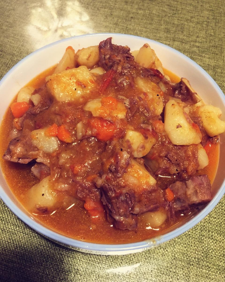 番茄土豆炖牛腩