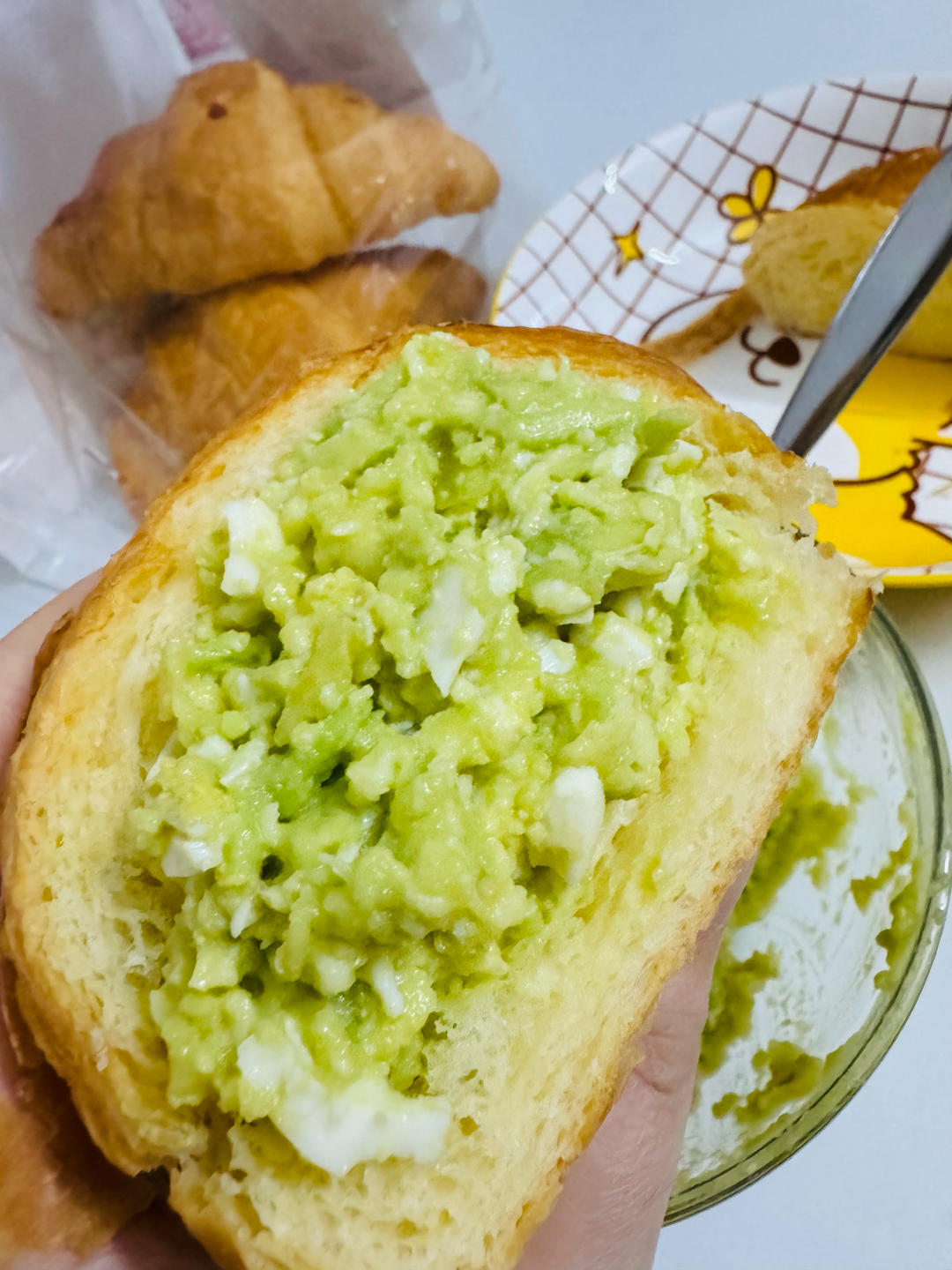 低脂健康早餐｜鸡蛋牛油果酱法棍