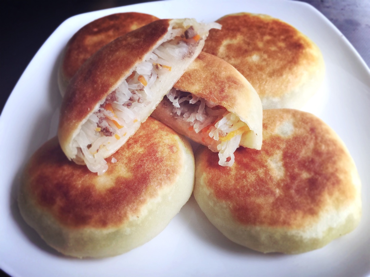 冷小轻做的萝卜丝馅饼