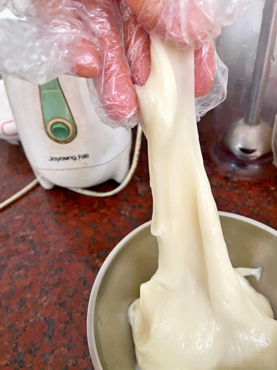 拉丝麻薯❗冷藏三天不会硬的麻薯馅，可以单吃，或者用来做软欧包夹馅儿