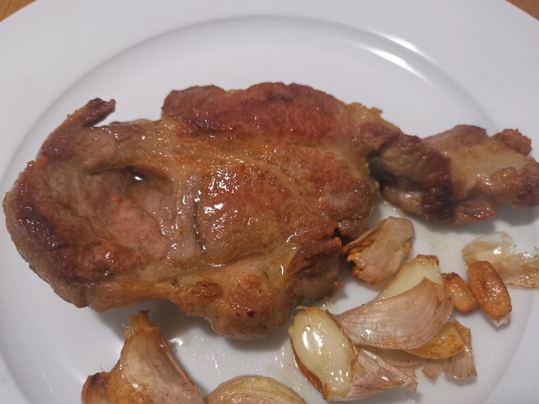 五分钟成就的宴客菜：香煎梅花肉