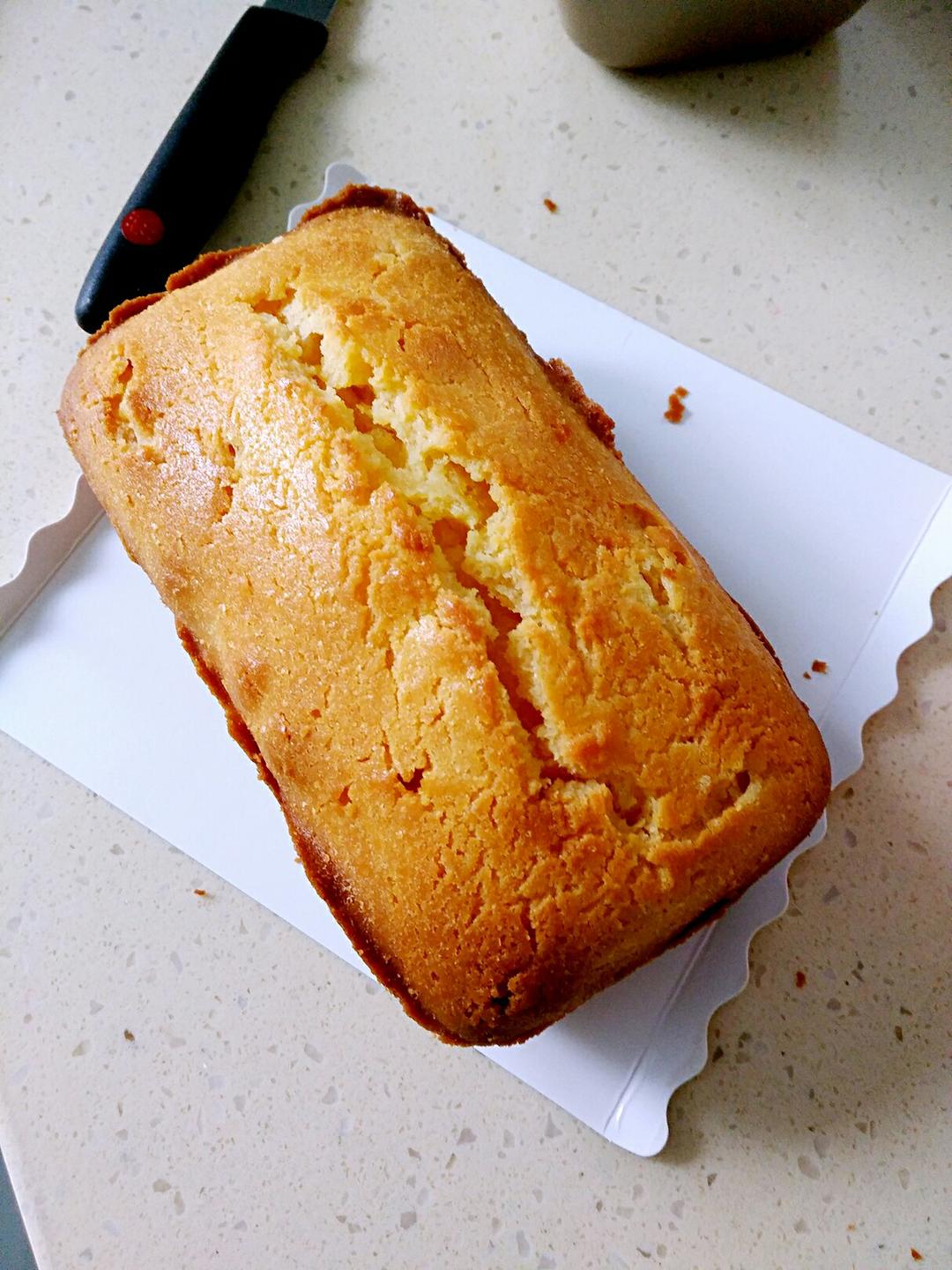 姚小蝶做的原味黄油蛋糕(磅蛋糕)