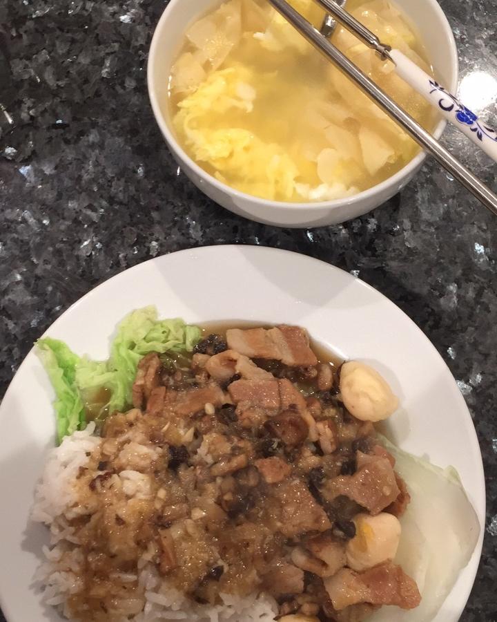 台式卤肉饭