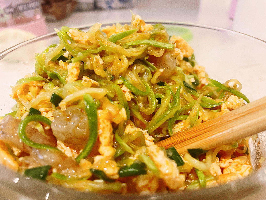 西葫芦虾仁馅饺子（鲜嫩多汁，口口生香）