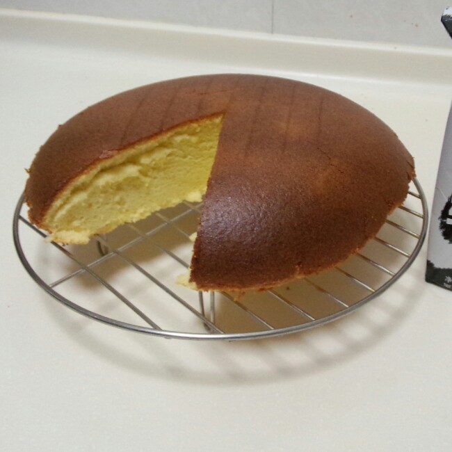 烤箱做蛋糕（戚风蛋糕的做法）