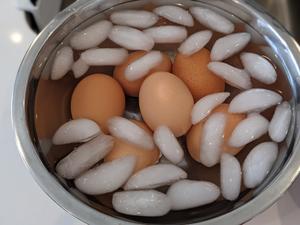 日式半熟味噌蛋（小美）的做法 步骤2