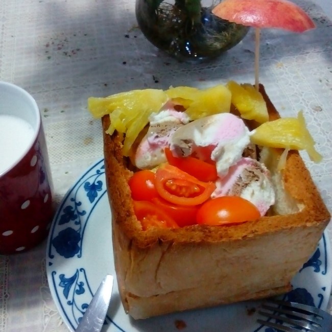 蜂蜜厚多士配冰淇淋