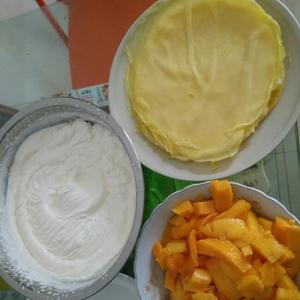 芒果千层蛋糕的做法 步骤1