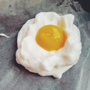 云朵蛋――史上颜值最高的蛋的做法 步骤3
