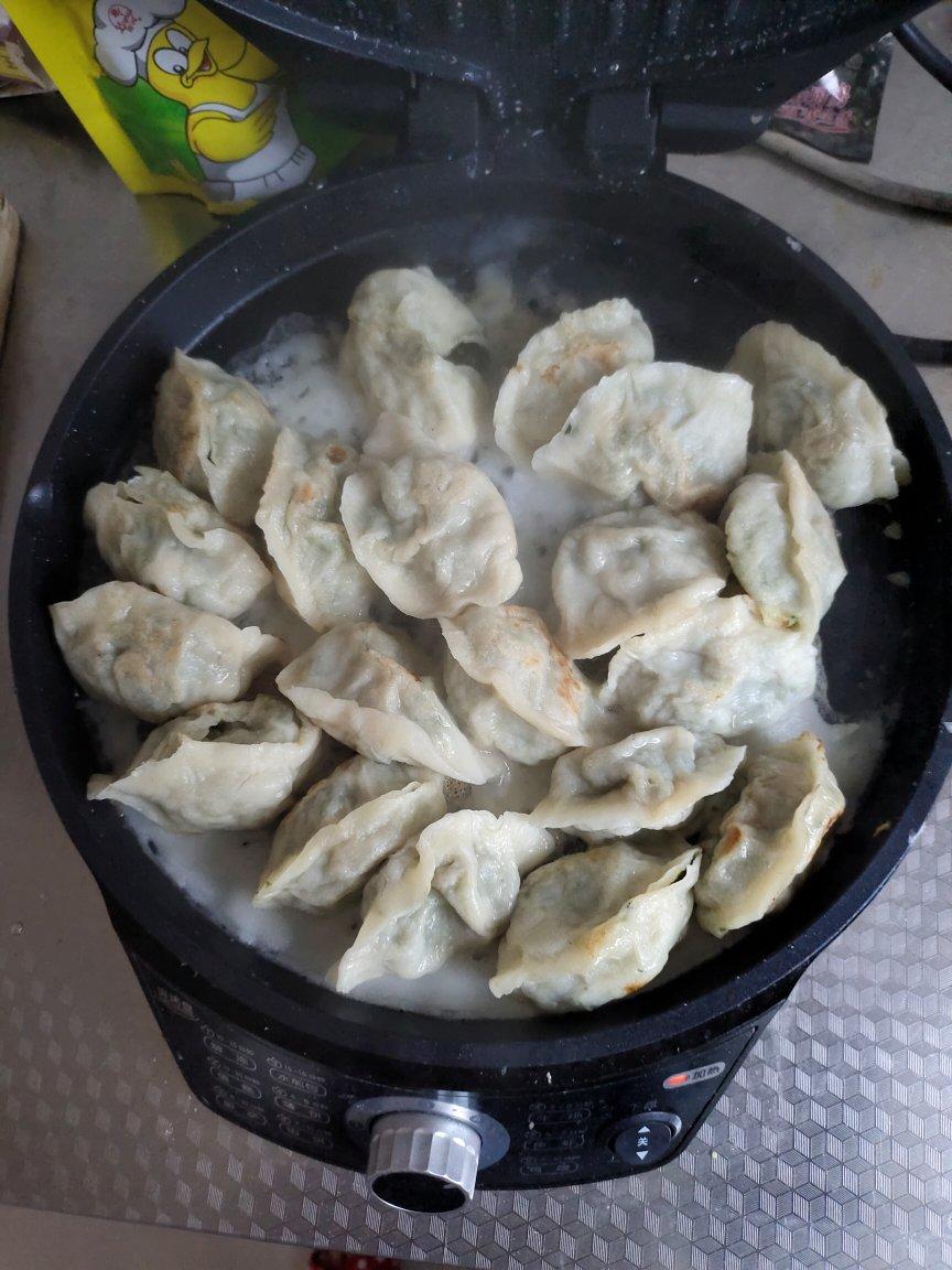 不会失败的冰花锅贴