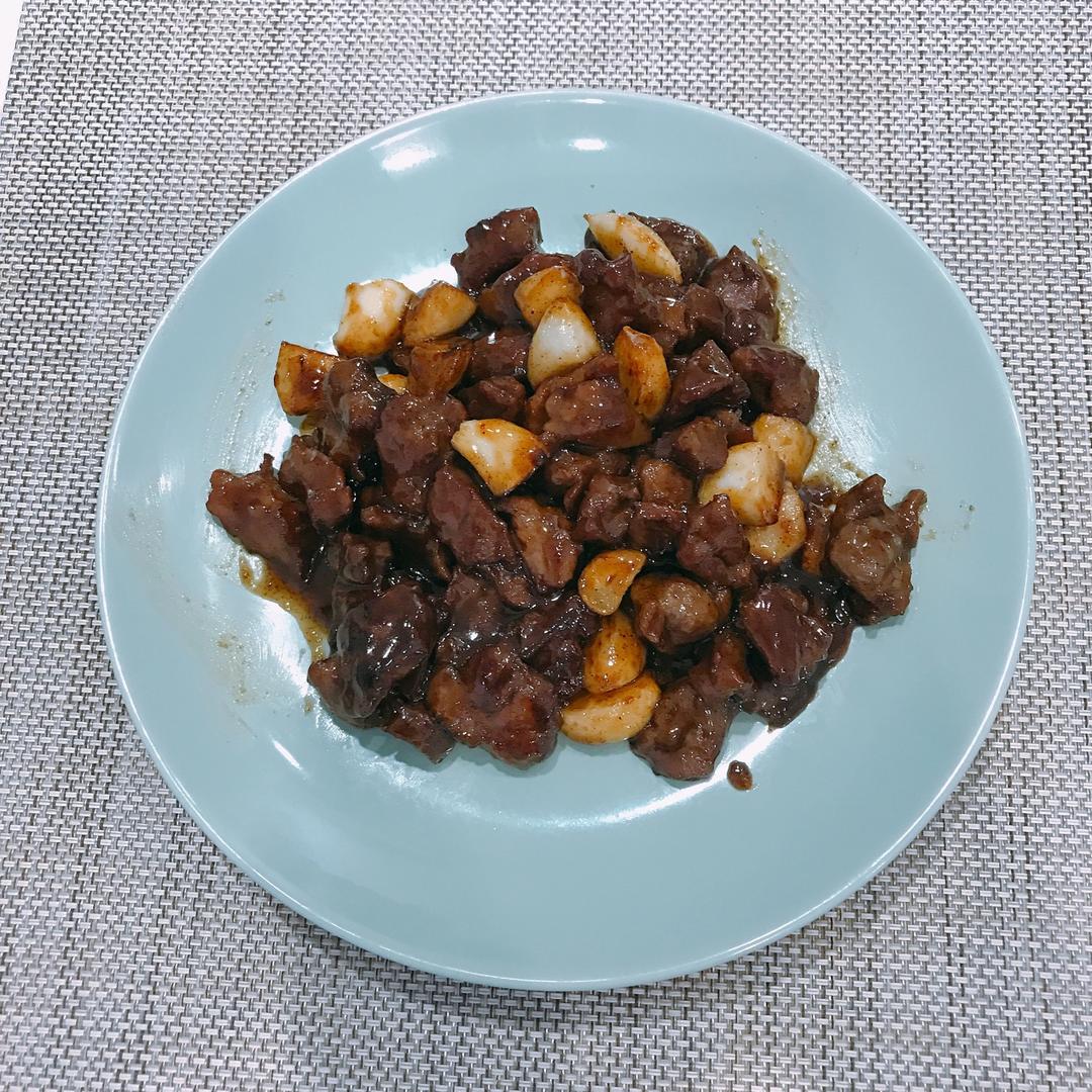 黑蒜子牛肉粒