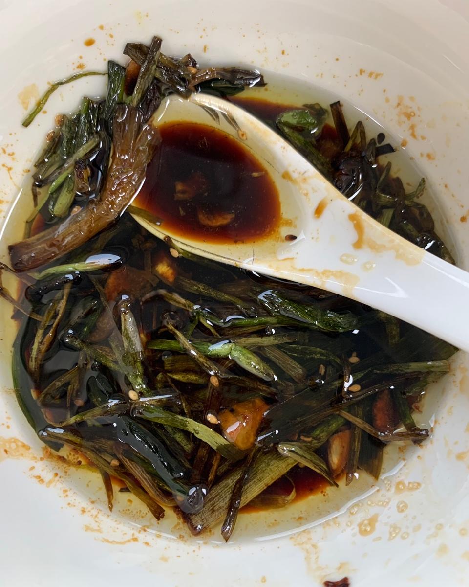 10分钟搞定的一碗葱油拌面