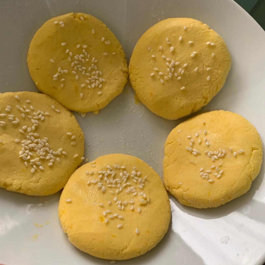 非常简单，不用油炸的南瓜饼，粘糯香甜