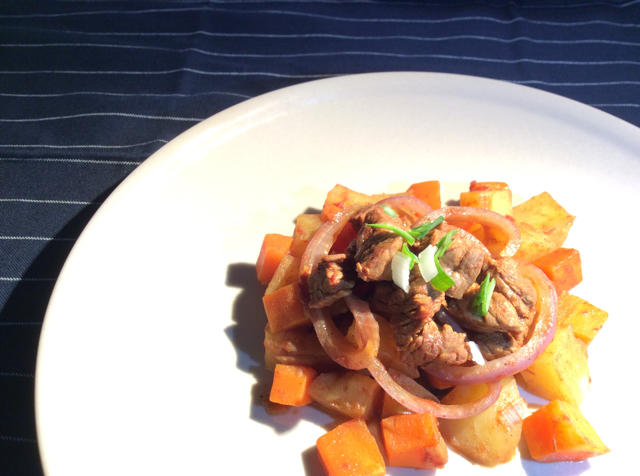 土豆炖牛肉