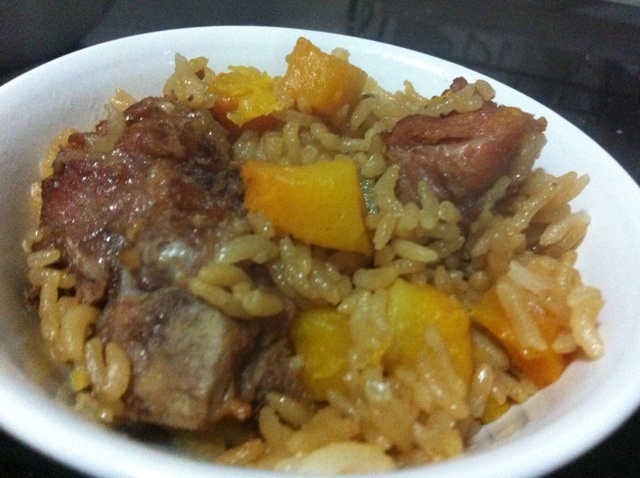 喷香排骨焖饭（爆好吃）