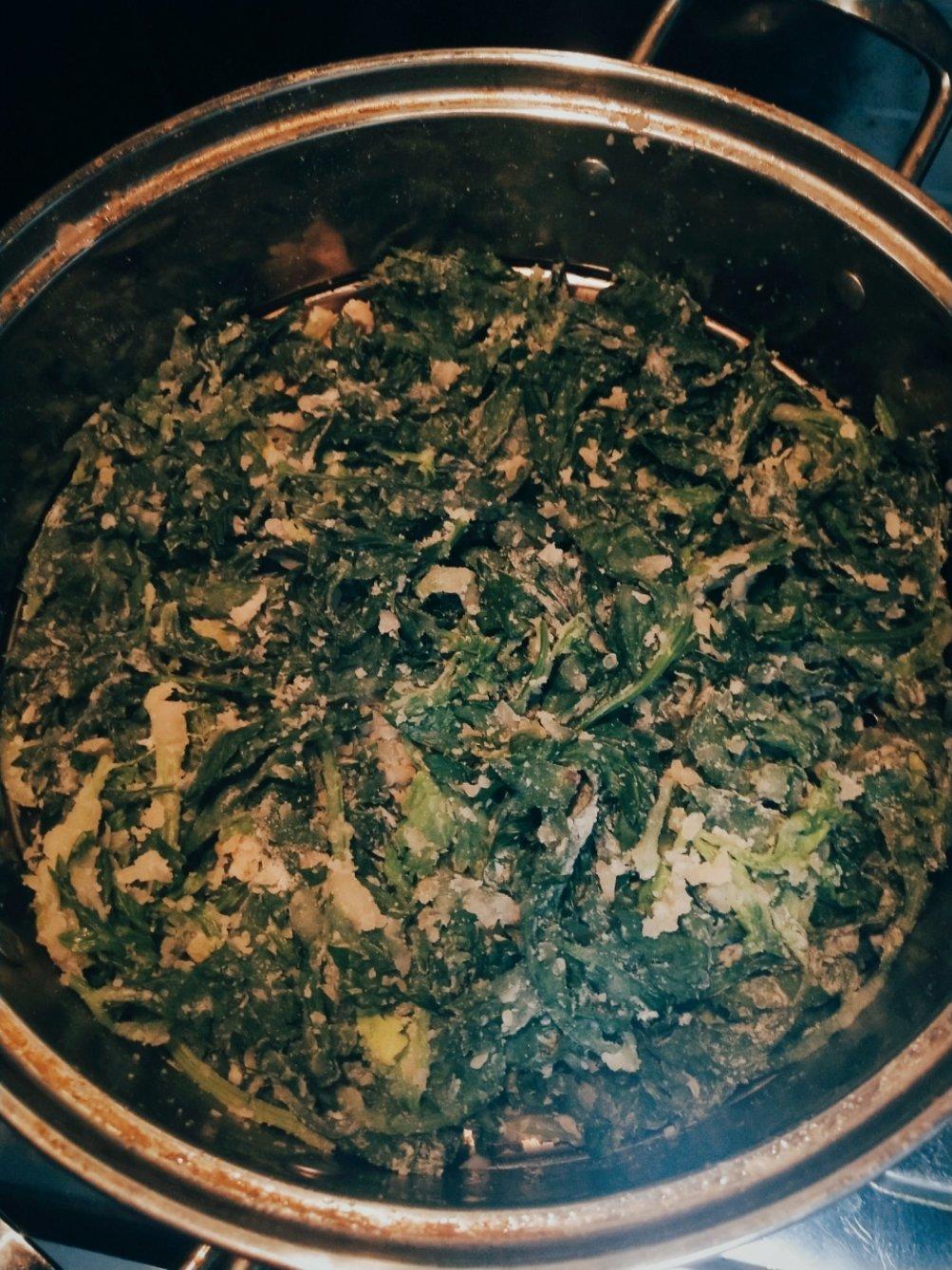 蒸芹菜叶