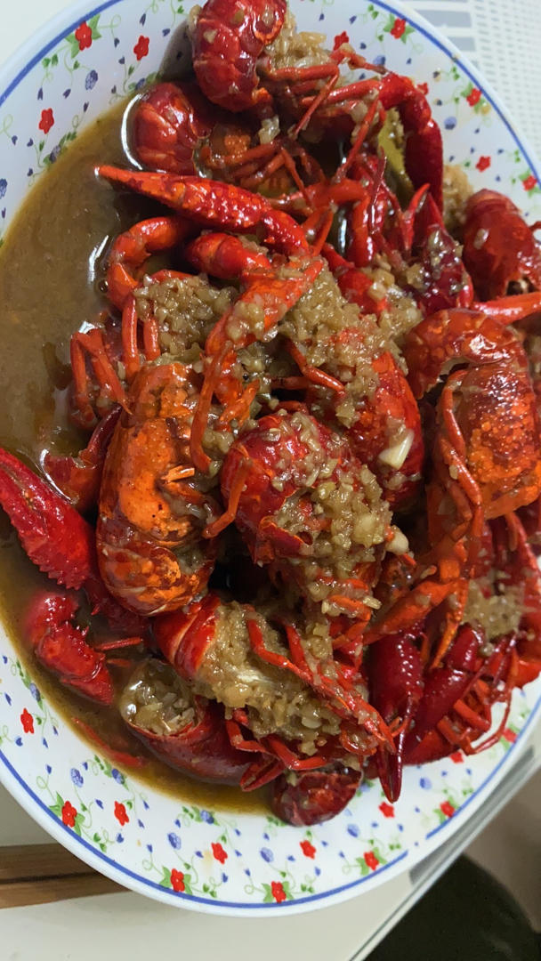 恋恋红袖98做的蒜蓉小龙虾