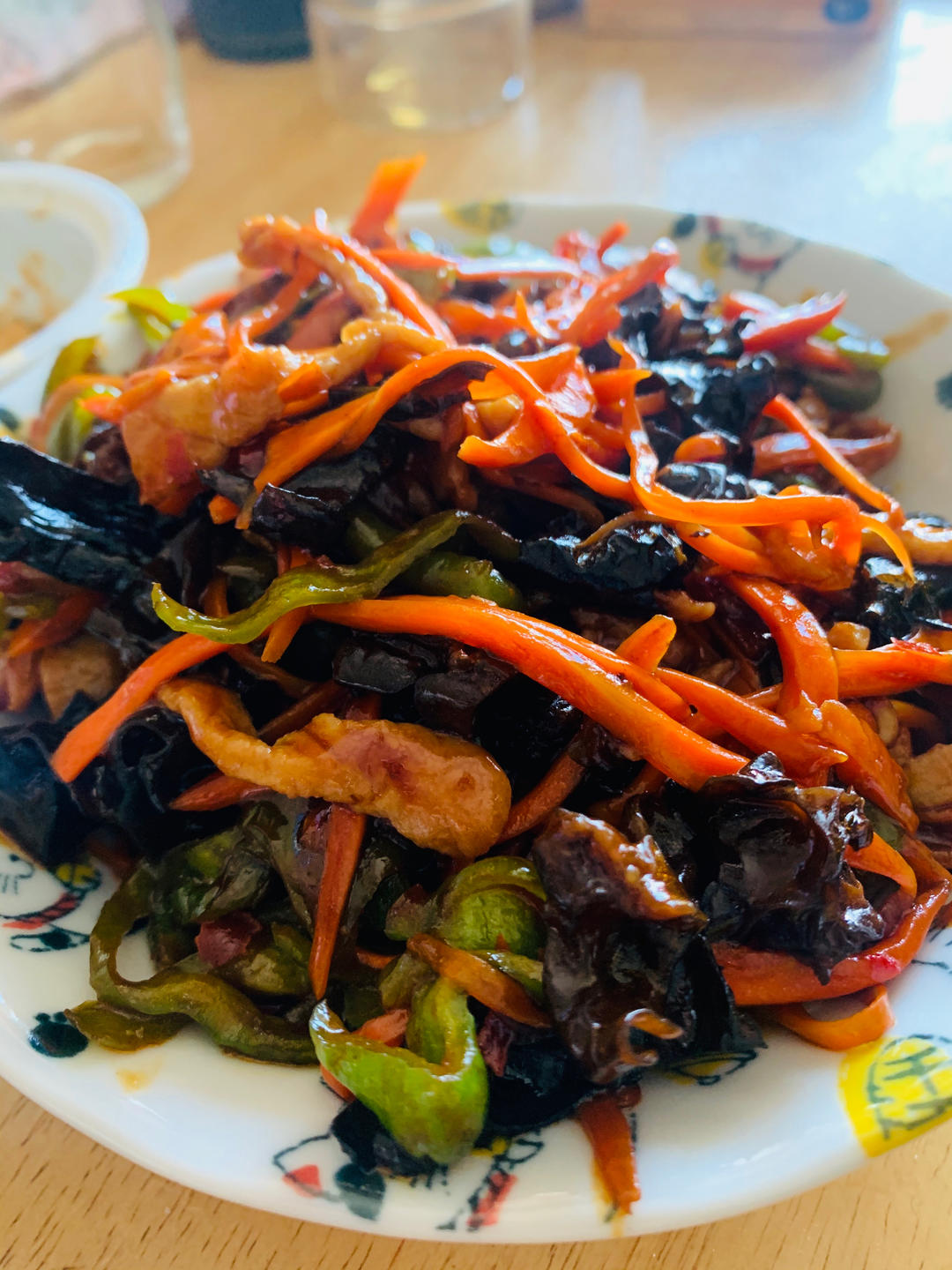 超好吃的鱼香肉丝（做法相当简单，一看就会）