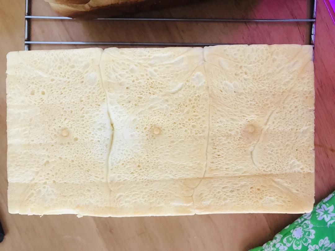 吐司，奶香手撕面包，超级香浓