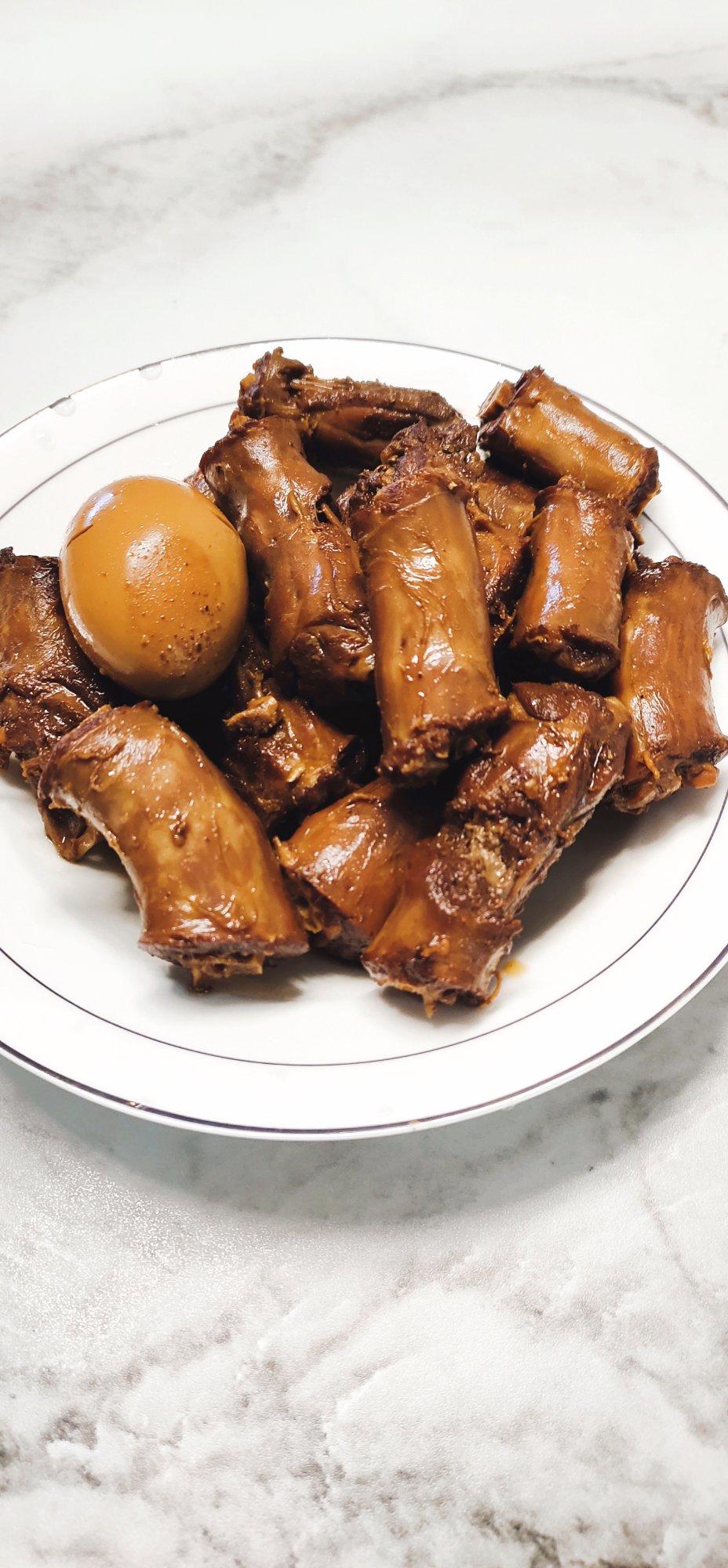 呆926做的一吃就会上瘾的卤鸭头鸭脖子