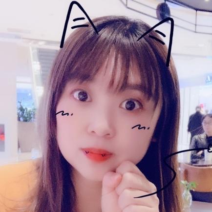 爱美食的小鹿