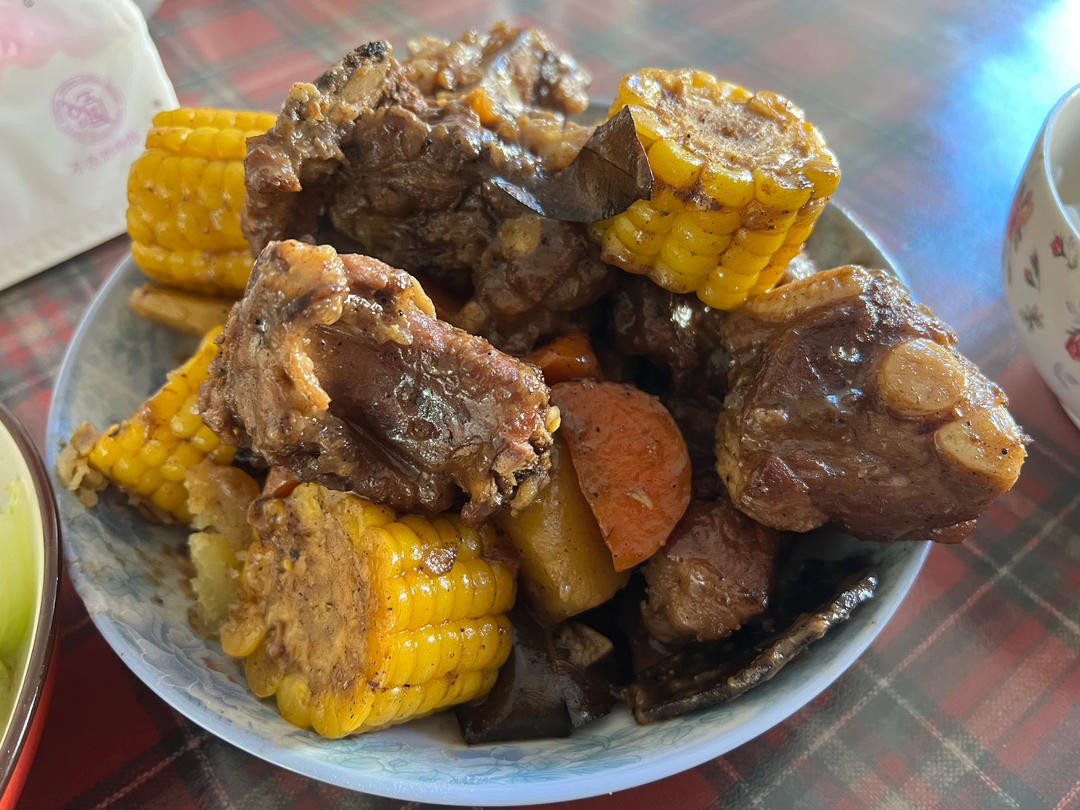 土豆炖排骨