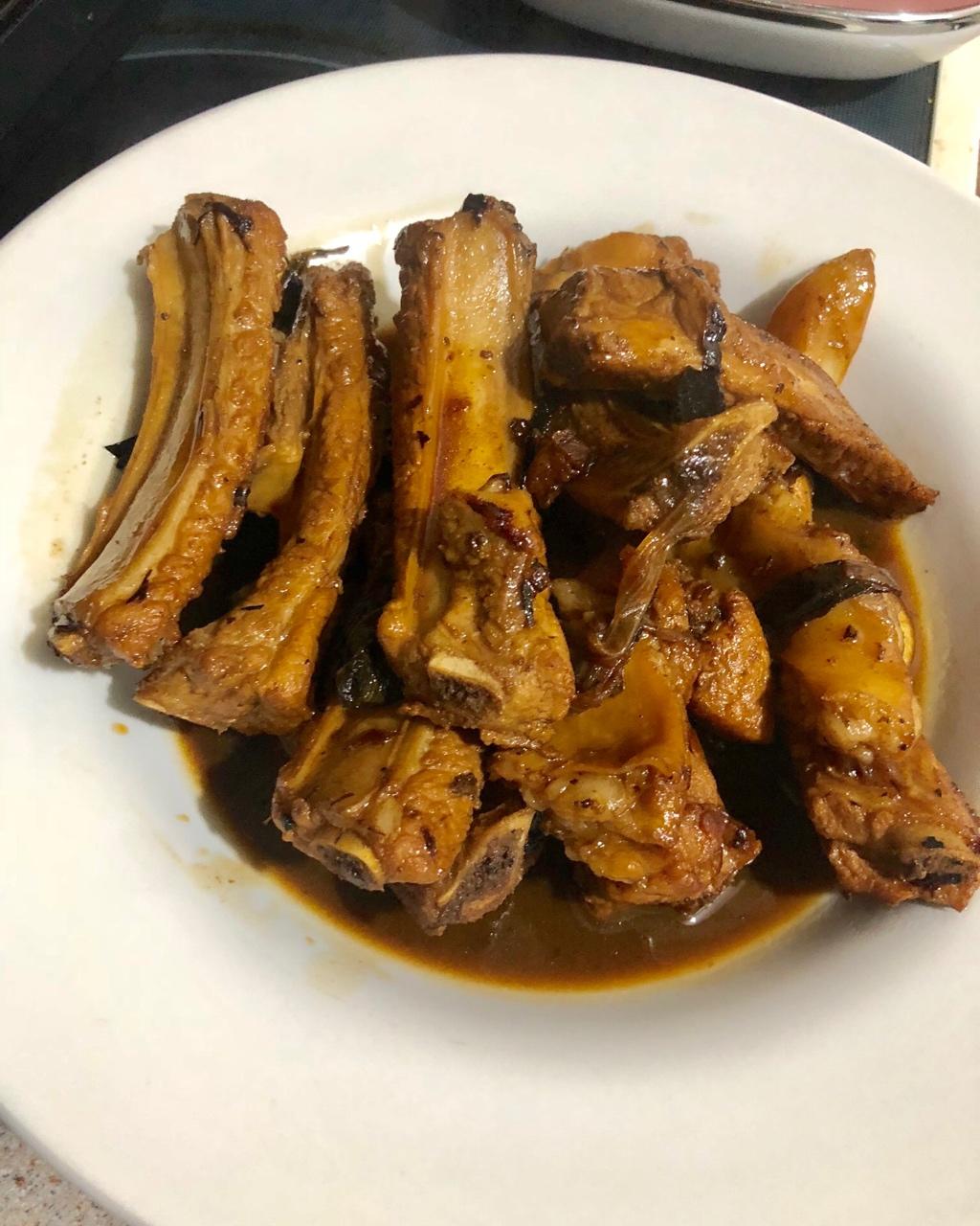 红烧排骨
