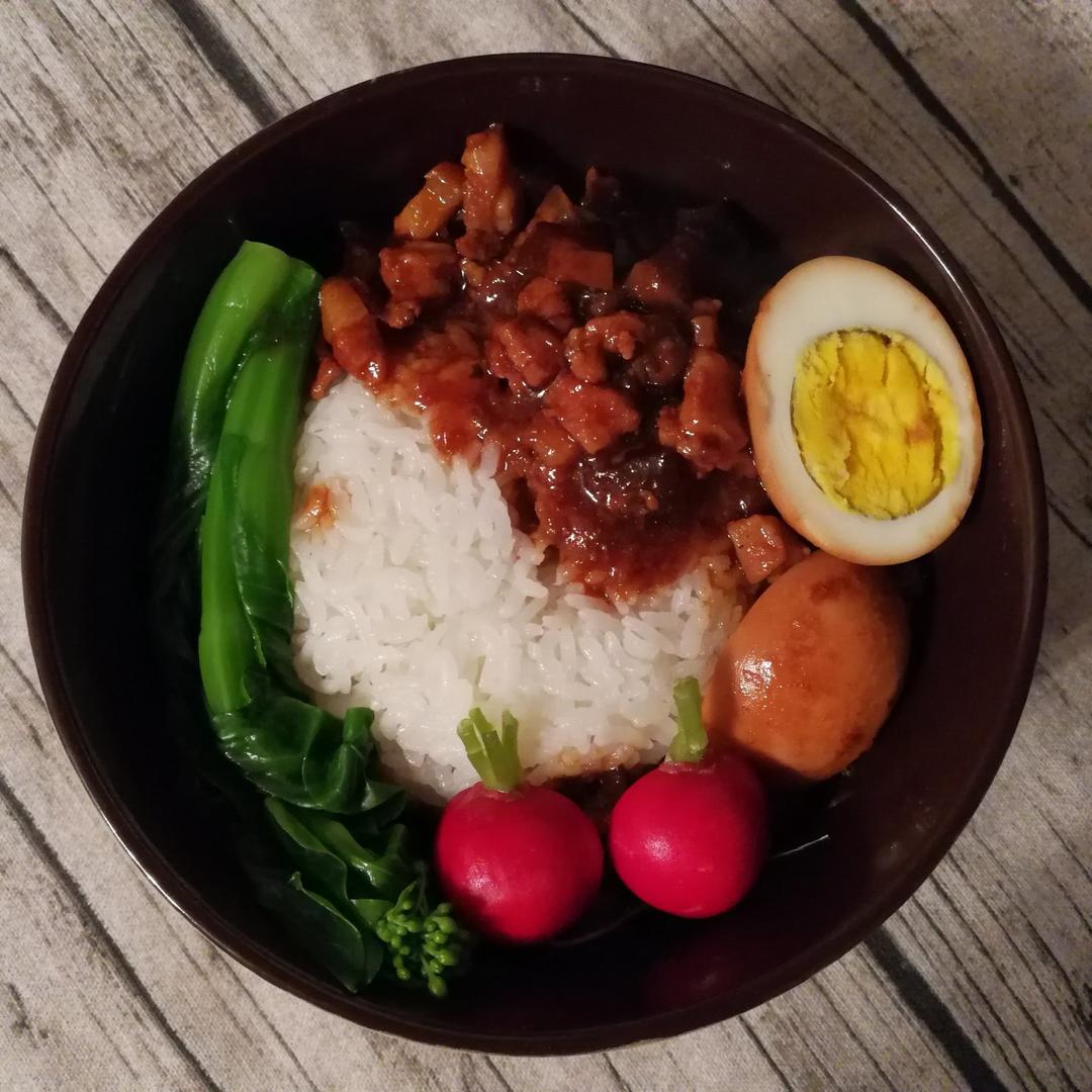 一碗高颜值有内涵的台湾卤肉饭