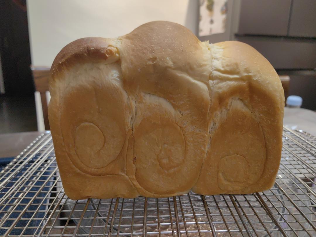 Poolish种（波兰种）吐司——不推荐不行的吐司配方