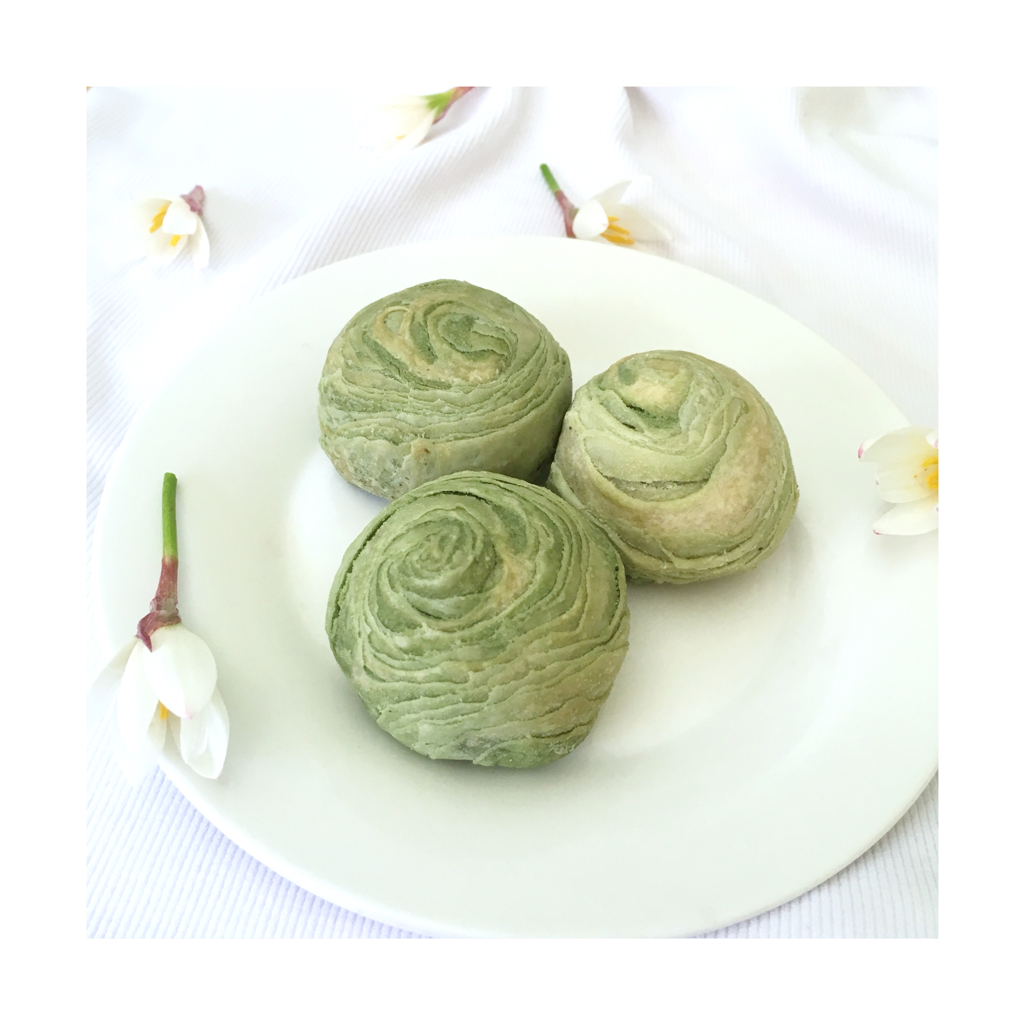 蛋黄酥~紫薯、抹茶、原味~花好月圆，中秋快乐~内附一次做六色蛋黄酥方法~