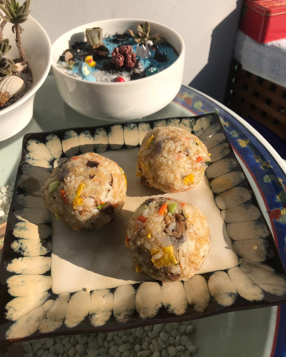 藜麦饭团