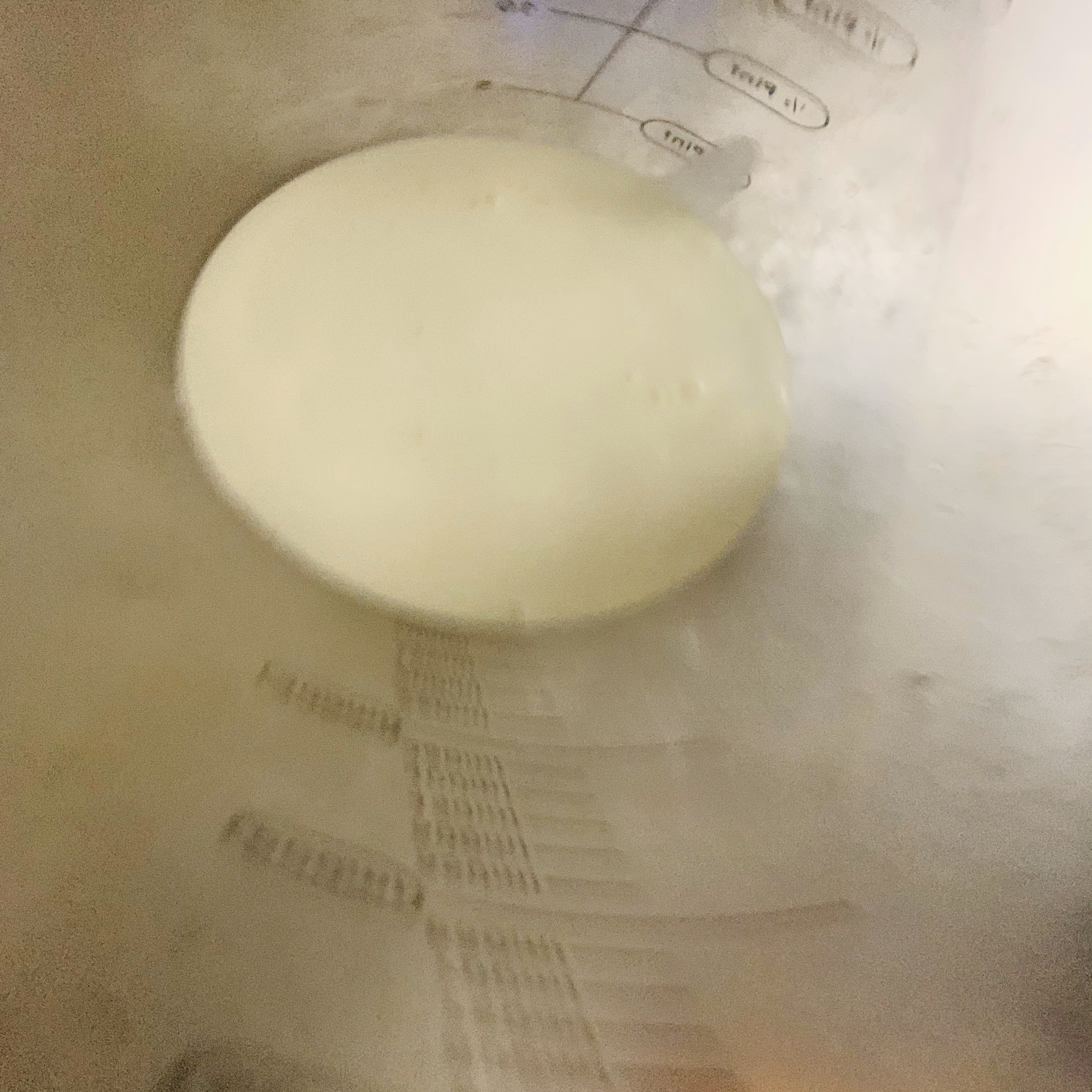 不用生蛋黄简单无冰渣超细腻哈根达斯风味冰淇淋（芒果味）的做法 步骤8