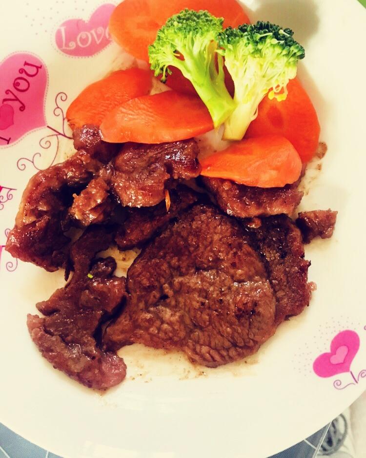 清炒木耳西兰花