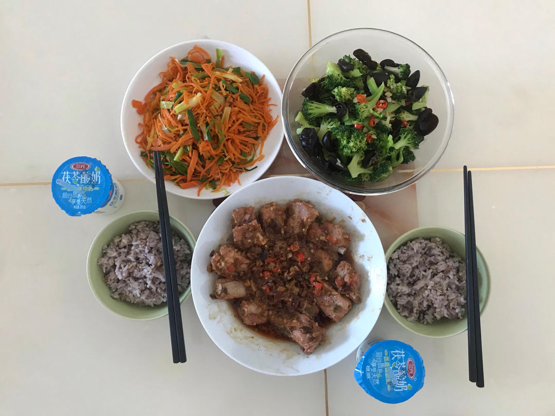 家常菜～豉汁蒸排骨