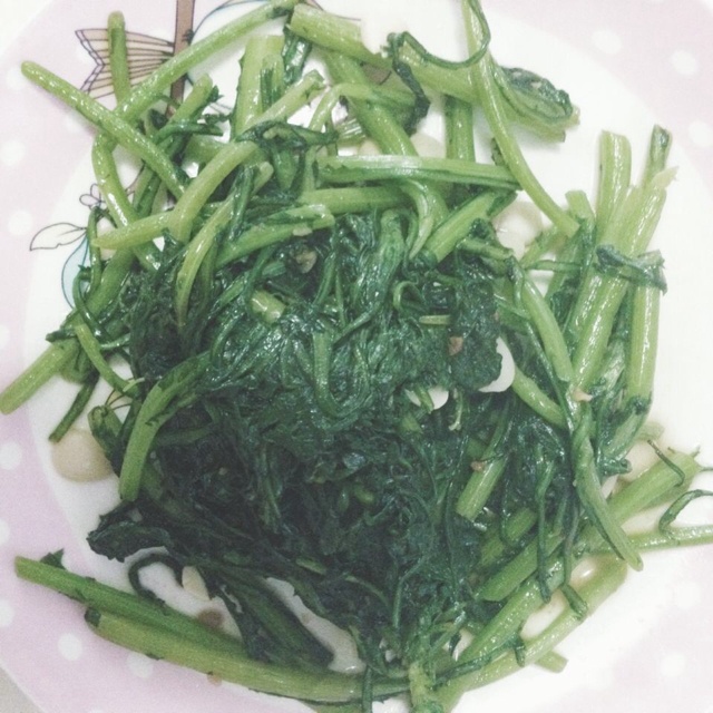 清炒茼蒿