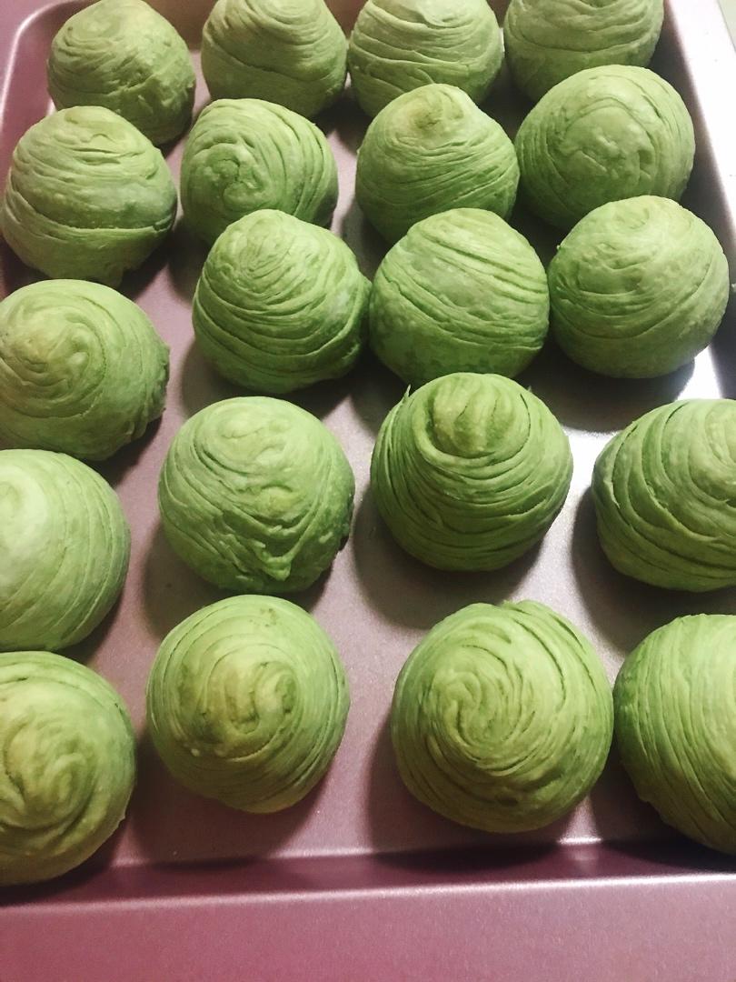绿豆沙抹茶咸蛋酥
