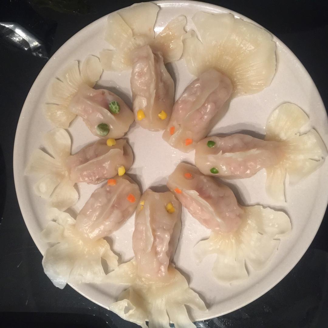 水晶鱼饺 笑对冷暖做的水晶鱼饺赞 普通面粉,澄粉