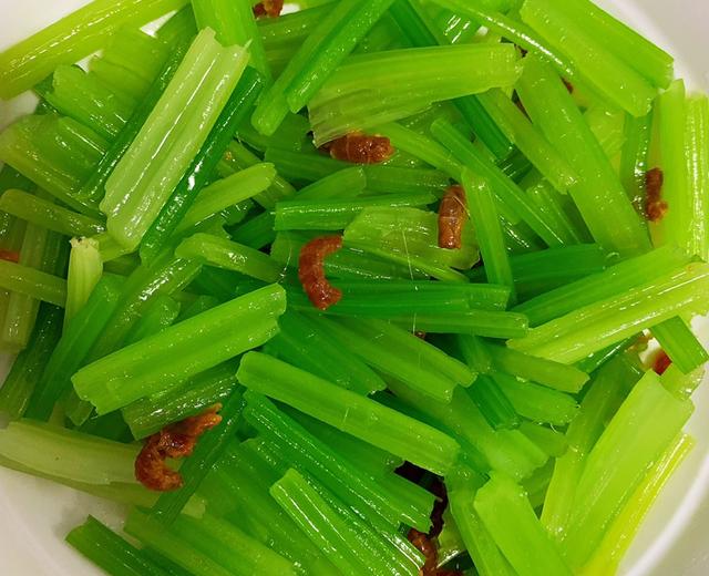 超简单清爽可口的降酯菜－芹菜拌海米