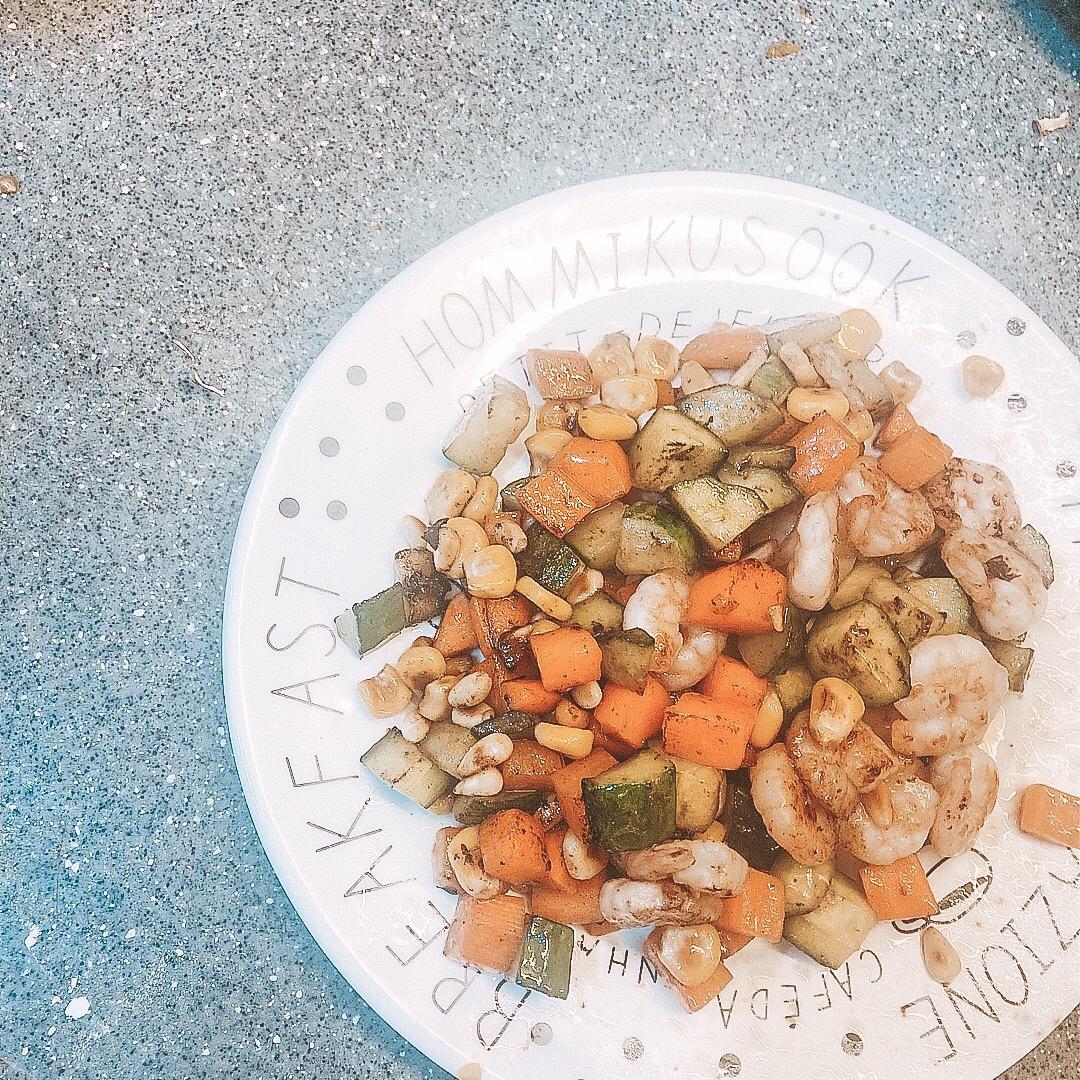 三色炒虾仁